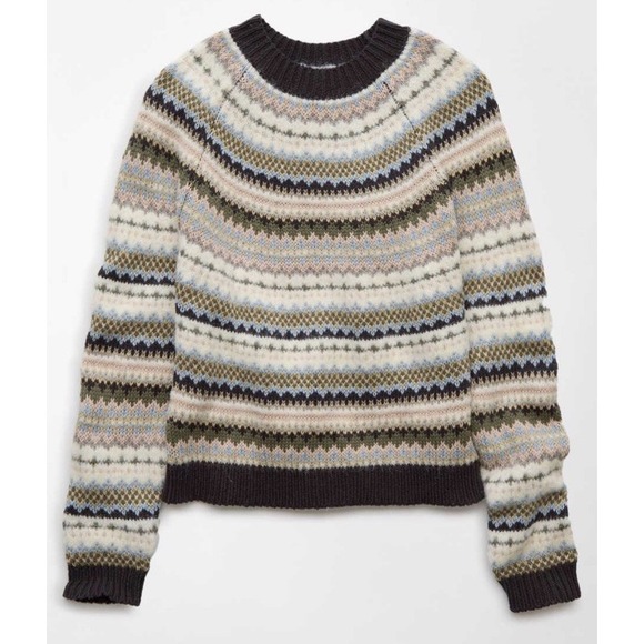American Eagle Outfitters Sweaters - NWT American Eagle XS Festive Feels Sweater Cropped Fair Isle Cozy Mockneck